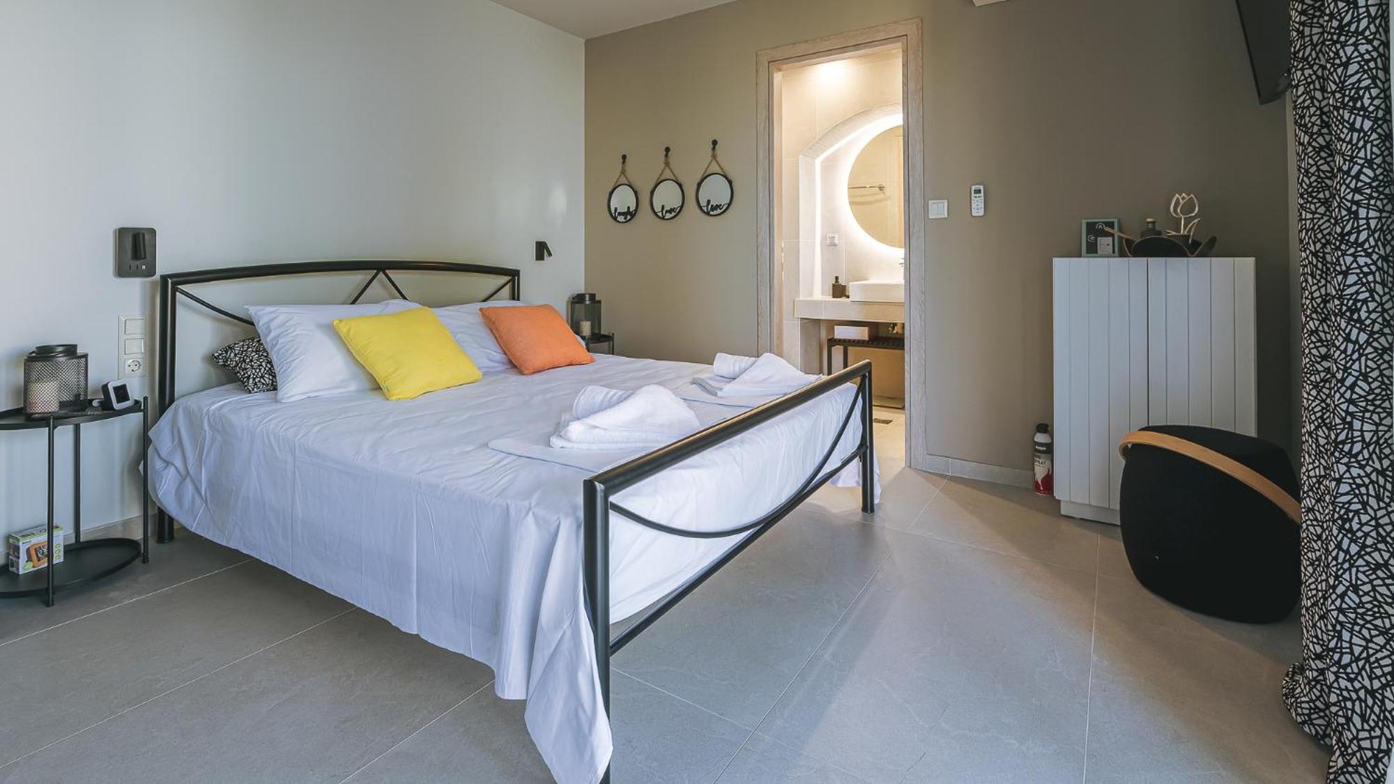 Electra Beachfront Suites, Nea Irakleia ภายนอก รูปภาพ