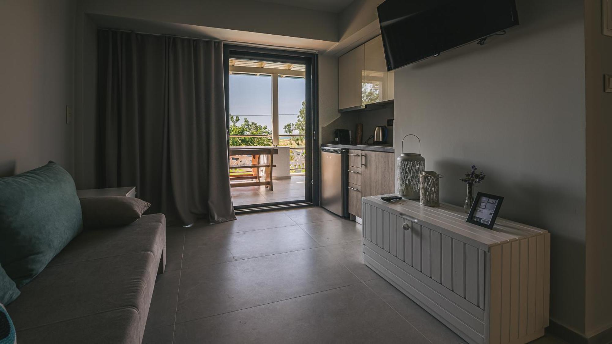 Electra Beachfront Suites, Nea Irakleia ภายนอก รูปภาพ